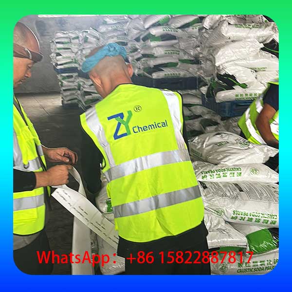 Chargement Conteneur Hydroxyde de Sodium Soude Caustique 25kg - Fournisseur Chine