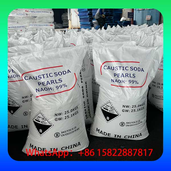 Conditionnement sac 25kg de soude caustique en perles pour l'exportation