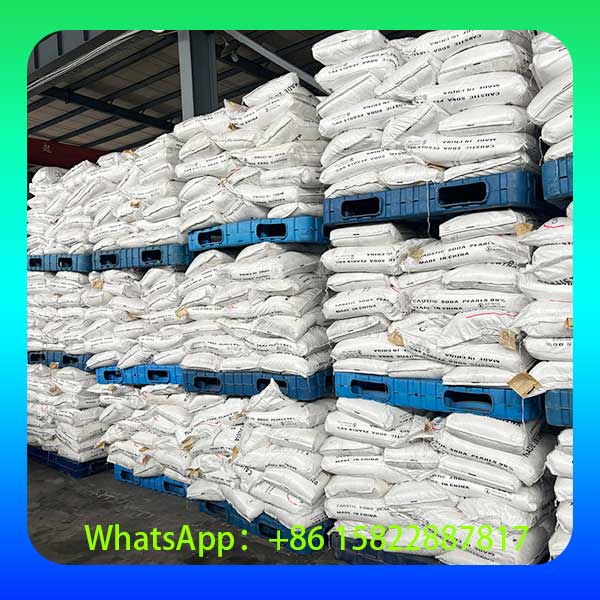 Soude caustique cristaux en stock - Hydroxyde de sodium en perles puret&eacute; 99%